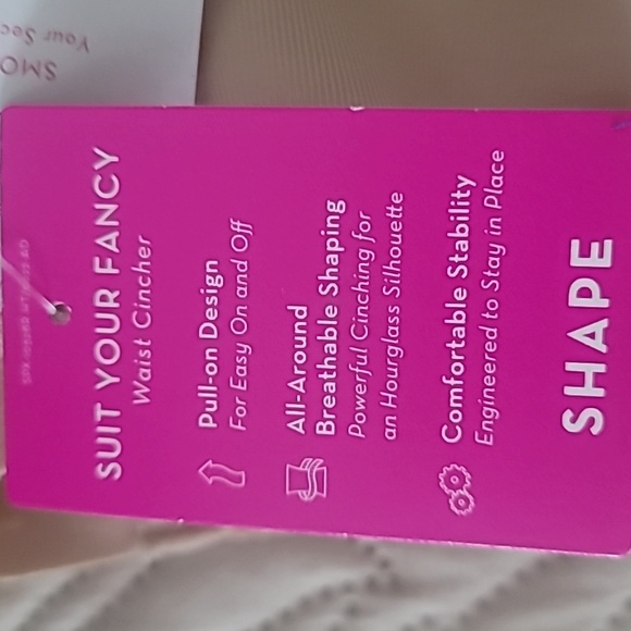 BNWT Spanx Suit Your Fancy Waist Cincher, beige Medium, great for shorter waists - Picture 5 of 8